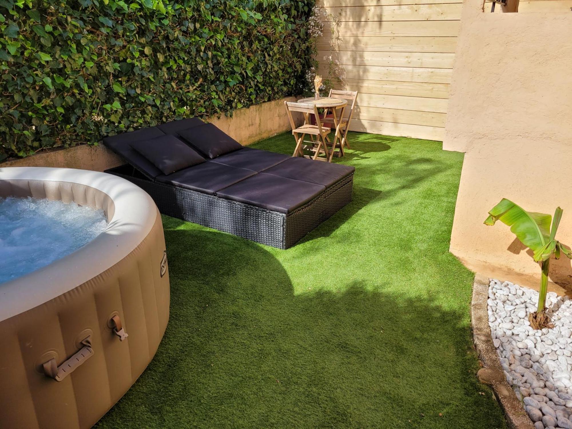 Nuit D'Evasion Love Room Avec Baignoire Balneotherapie Toulon Exteriör bild